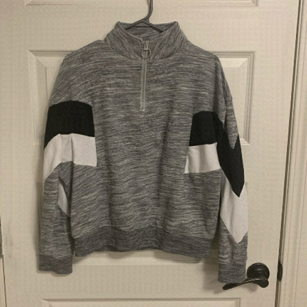 𝅺VICTORIA Secret PINK Sweater 3/4 Zip - XS